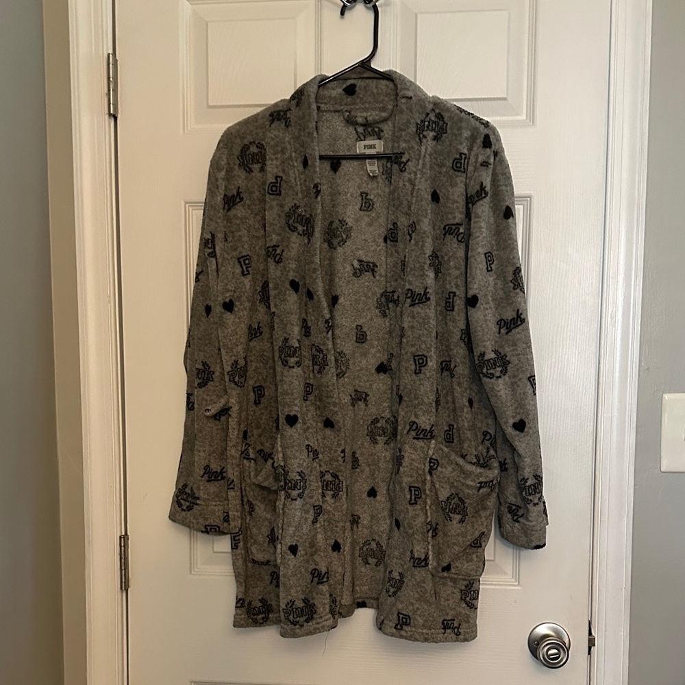 PINK Victoria's Secret Gray Printed Robe
